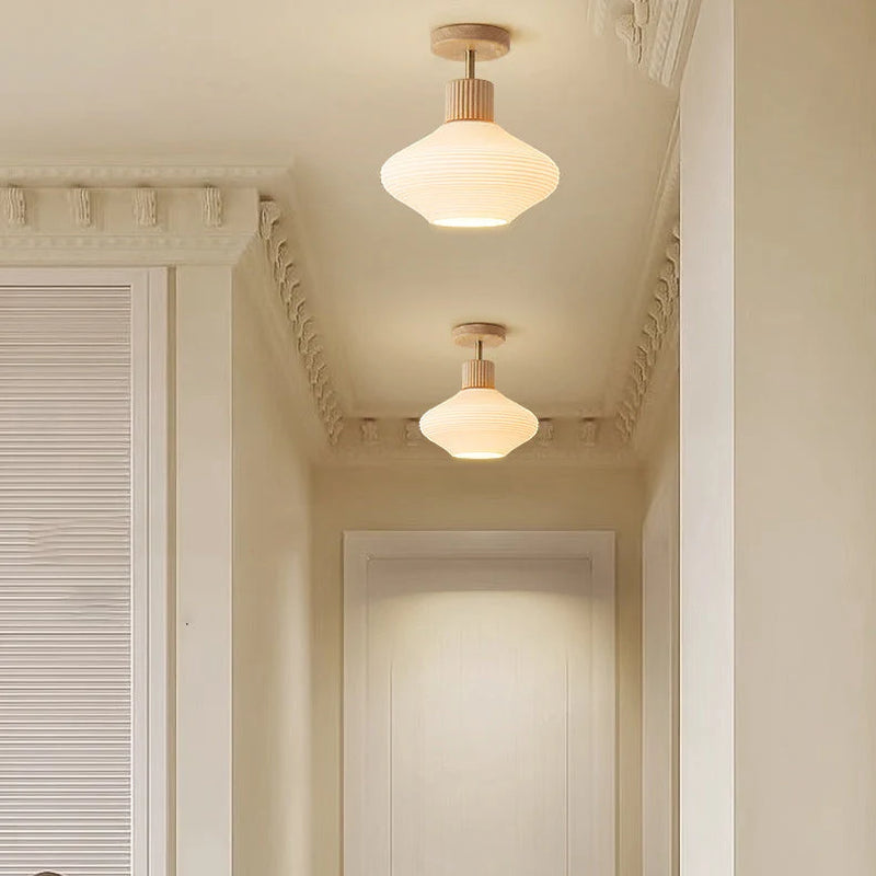 Moderne Japandi Plafondlamp – Walnoot & Hout Met Glazen Kap