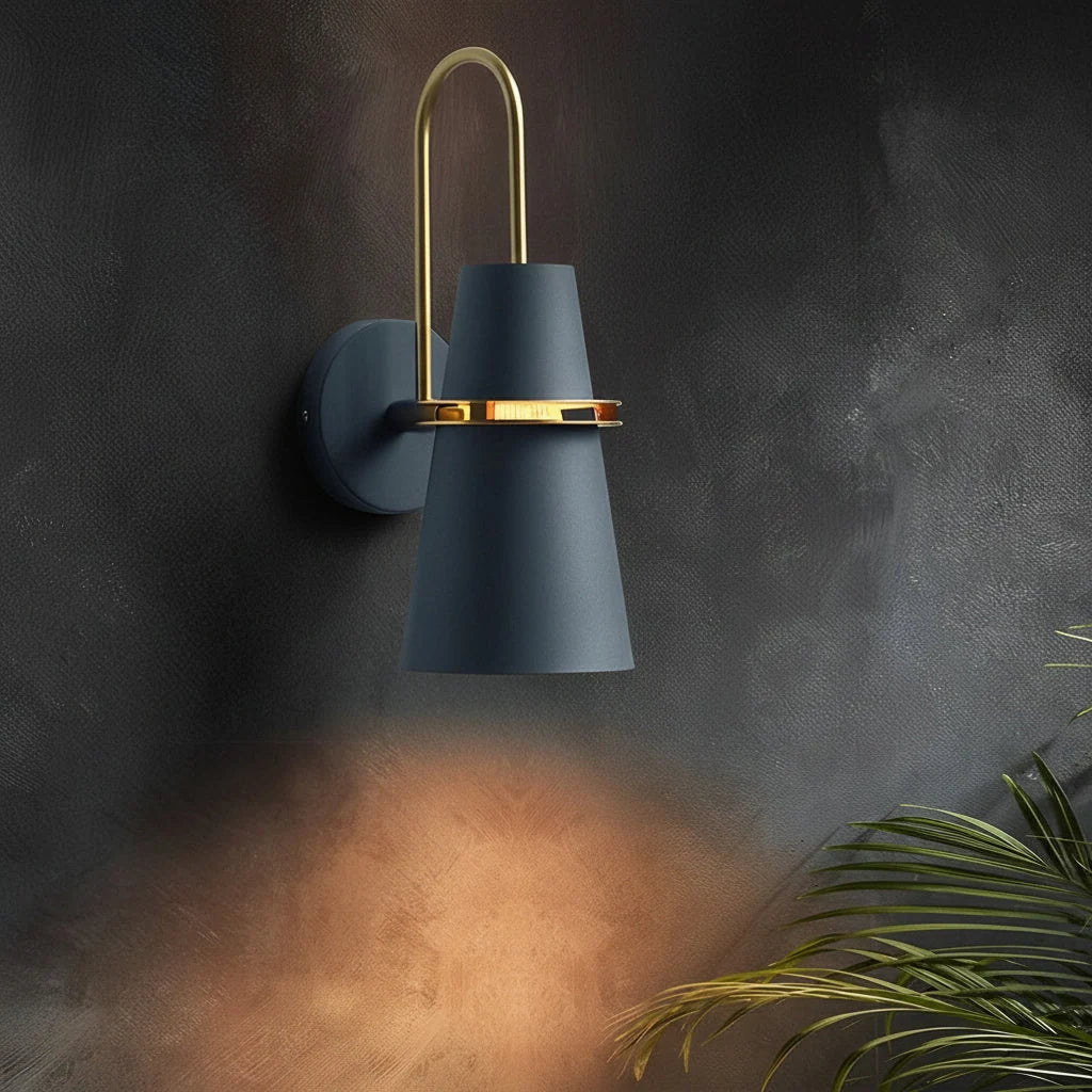 Freyza - Modern Nordic Creative Iron Wall Sconce – Minimalist Matte Metal Wall Lamp (E26/E27)