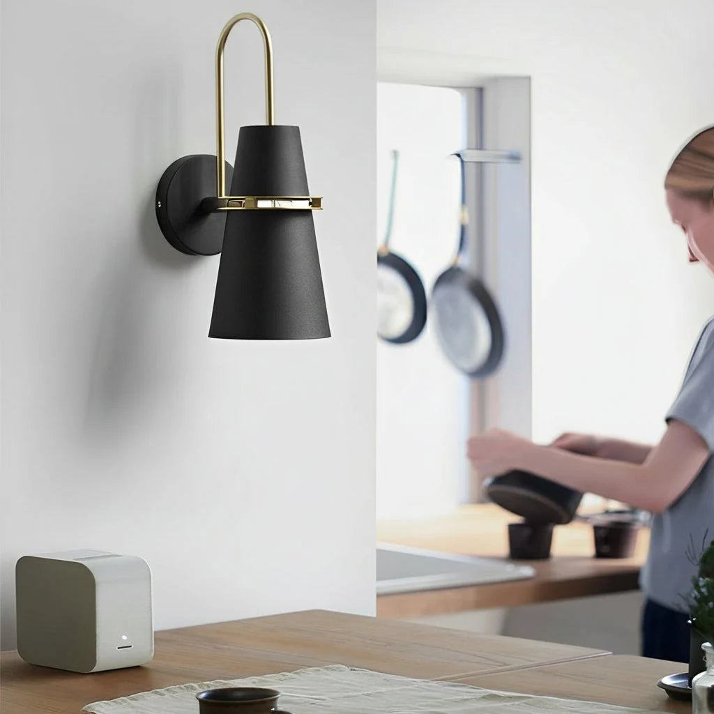Freyza - Modern Nordic Creative Iron Wall Sconce – Minimalist Matte Metal Wall Lamp (E26/E27)