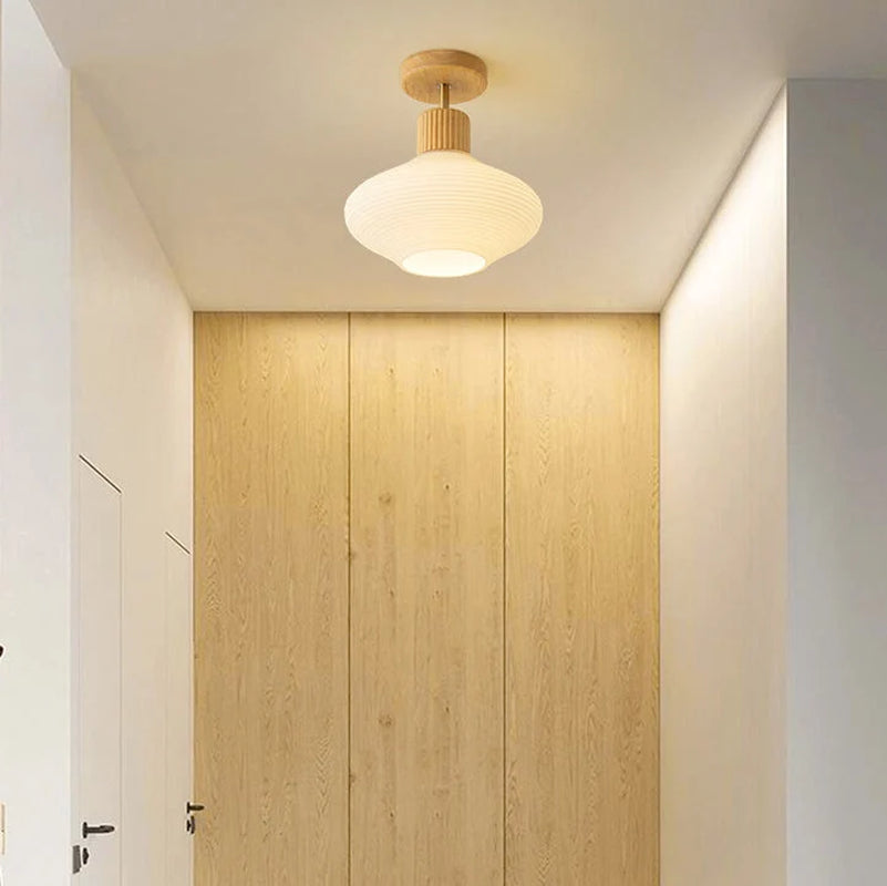 Moderne Japandi Plafondlamp – Walnoot & Hout Met Glazen Kap