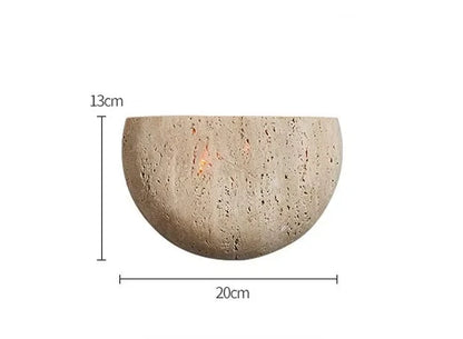Ishi | Wabi-Sabi Travertijn Wandlamp – Wabi-Sabi Design Van Natuursteen Met Subtiele Glans