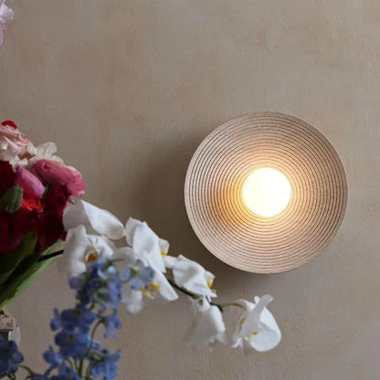 Subtle Japanese Wall Lamp - Zenlight